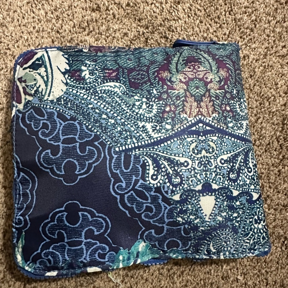 Chico’s packable print tote - Picture 10 of 11